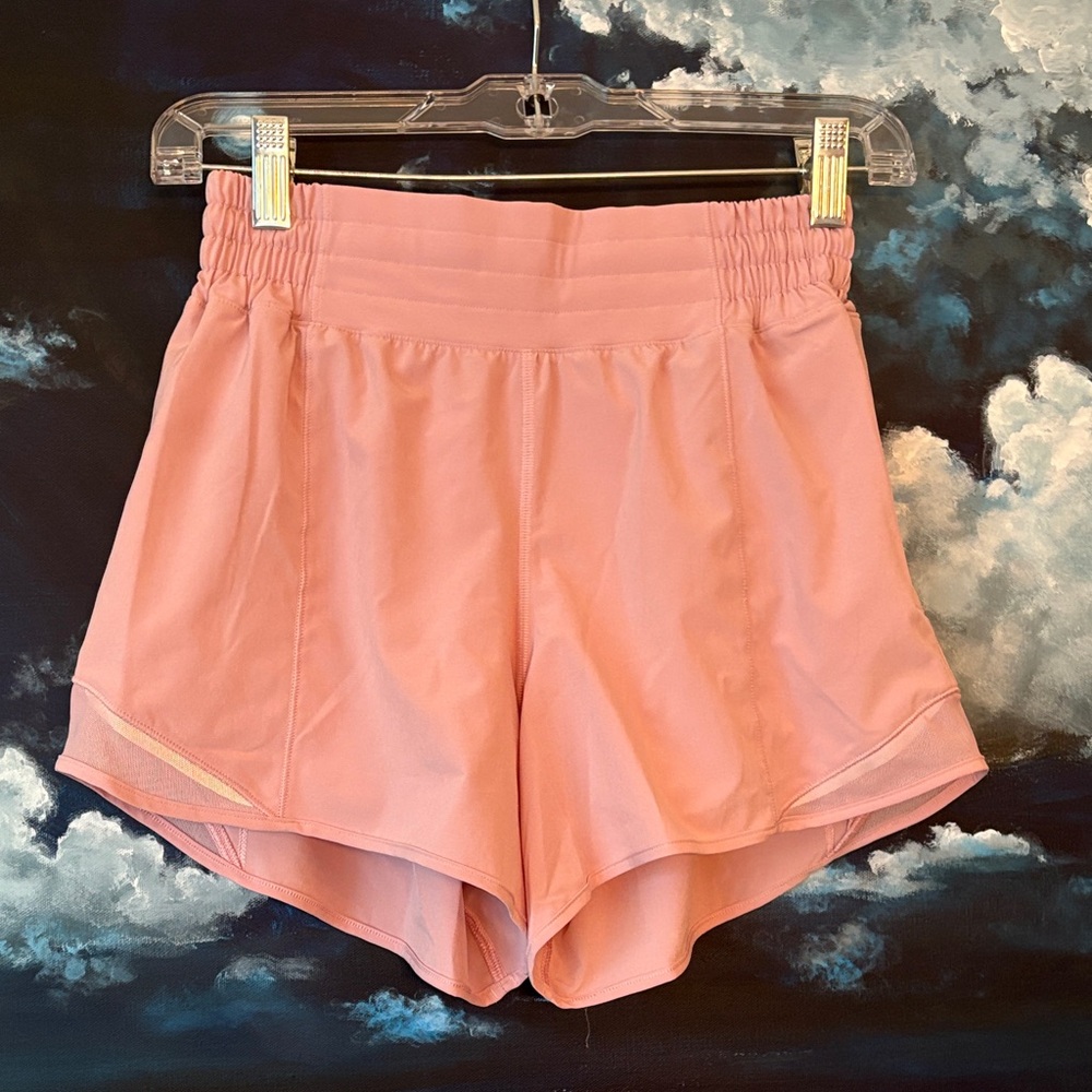 Lululemon Hotty Hot Lined Short 4”